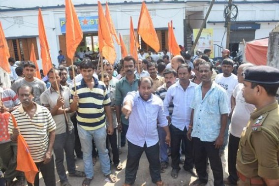 E-Rickshaw drivers held protest as their rickshaws were bulldozed by Transport Dept